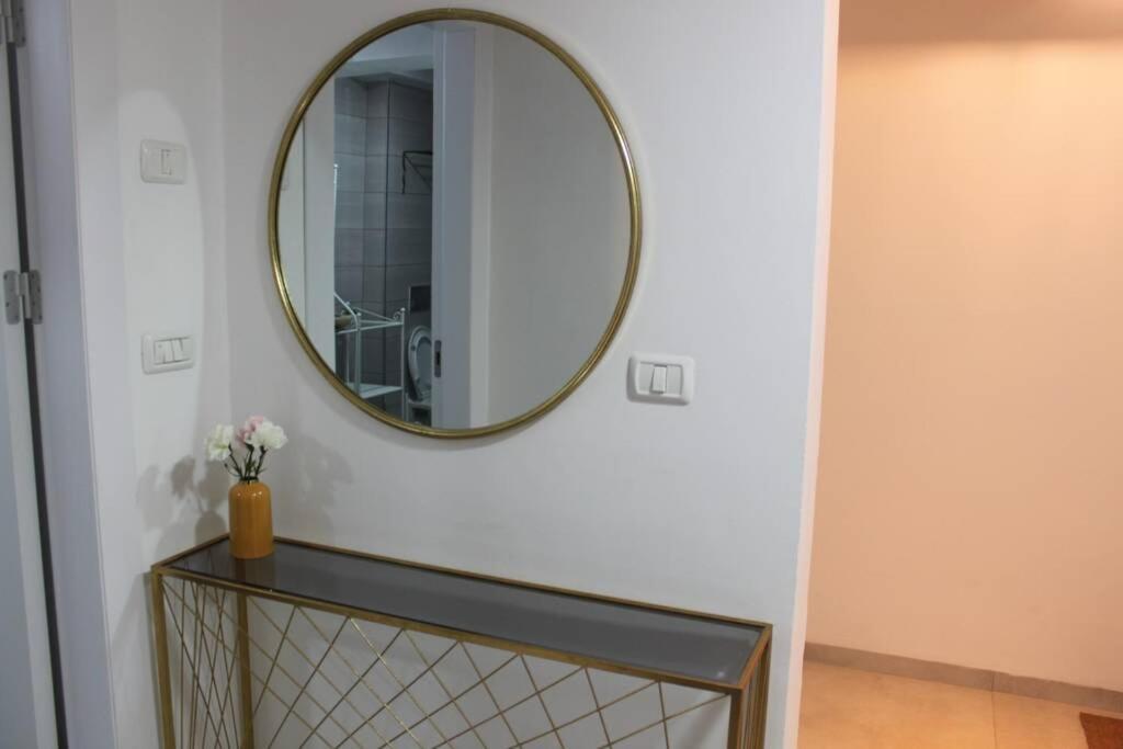 נוף הארבל עם חלון לכינרת Migdal Exterior foto